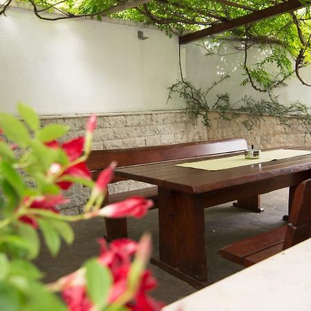 Apartment Vida - Amazing Place With Garden And Terrace Rijeka Exterior photo