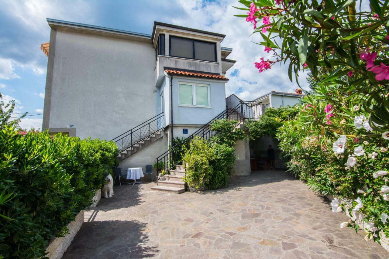 Apartment Vida - Amazing Place With Garden And Terrace Rijeka Exterior photo