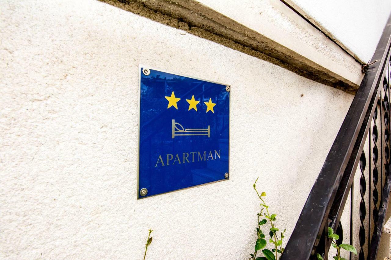 Apartment Vida - Amazing Place With Garden And Terrace Rijeka Exterior photo
